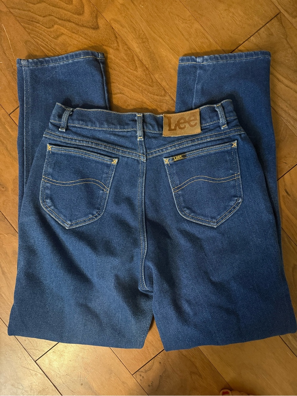 Lee Vintage Classic Dark Blue Denim Jeans - Back Pocket Detail
